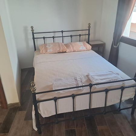 Arsione Guest House Famagusta  Esterno foto