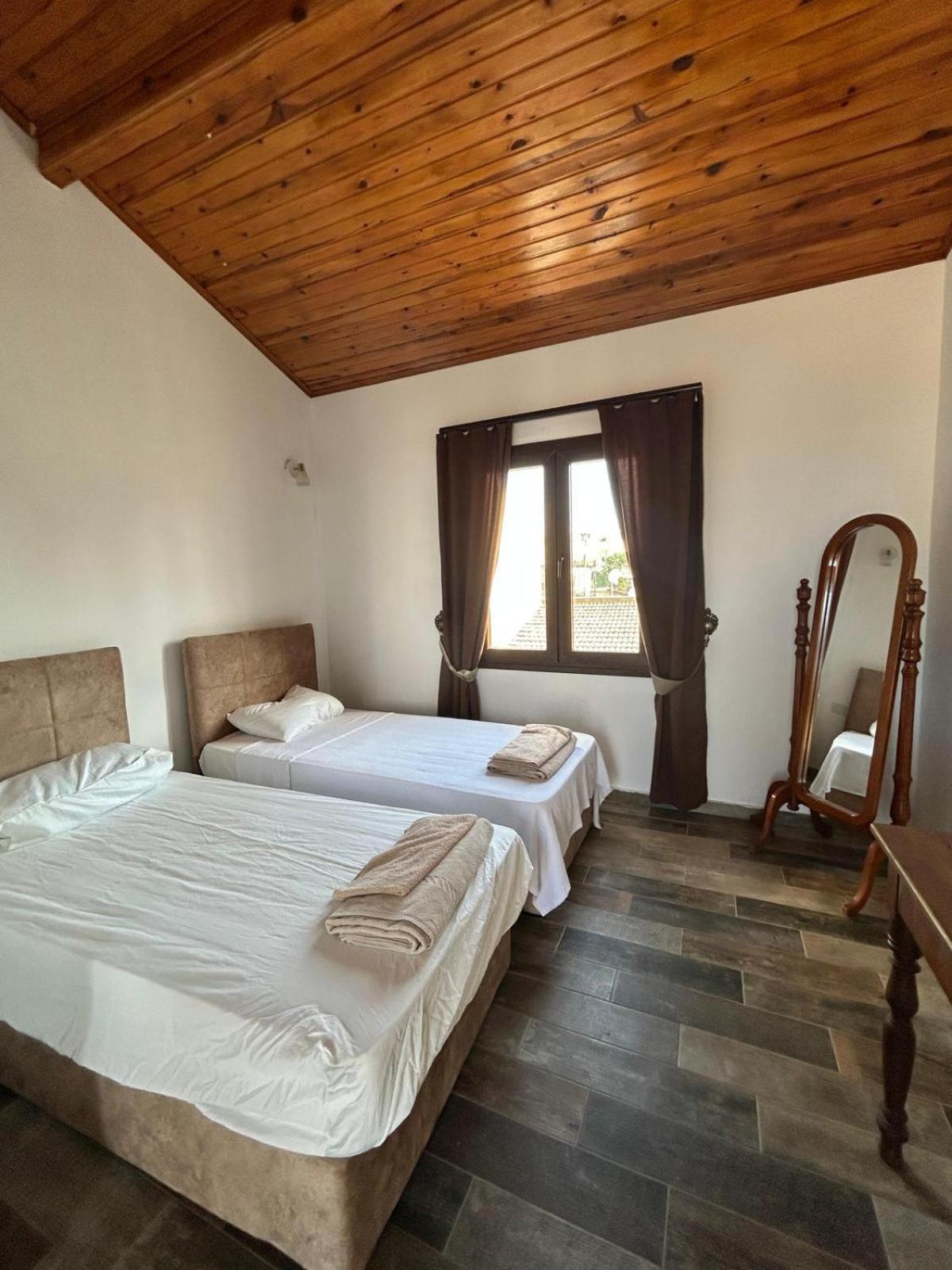 Arsione Guest House Famagusta  Esterno foto